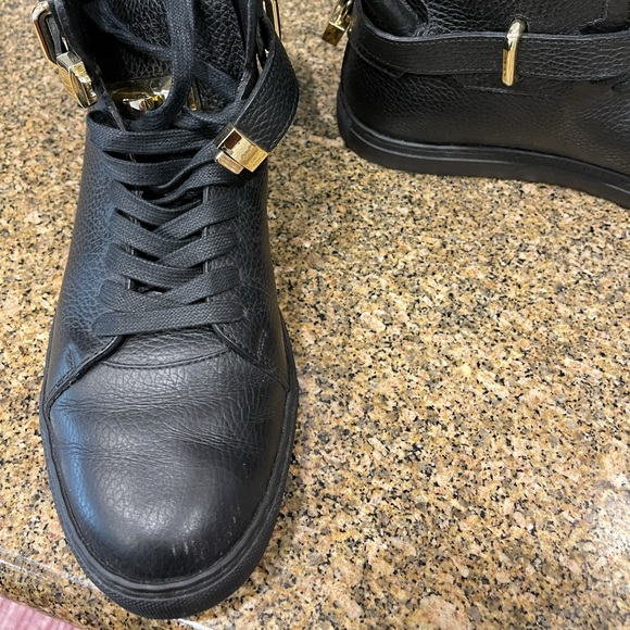 Buscemi Men's 100mm High-Top Leather Sneakers with Padlock - Picture 7 of 12